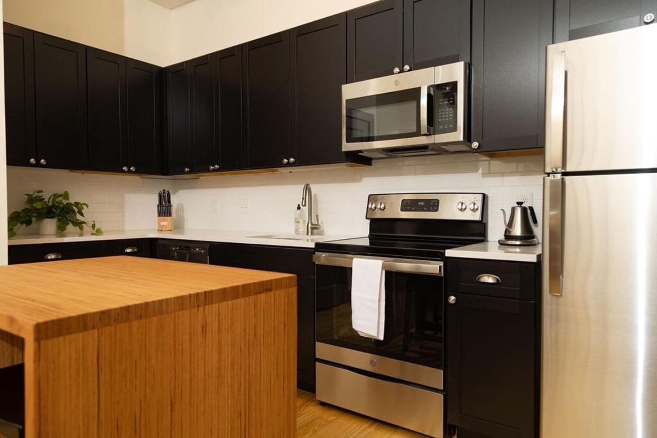 Luxury Multi-Unit Historic Building Near Downtown Apartment Roanoke Exterior foto