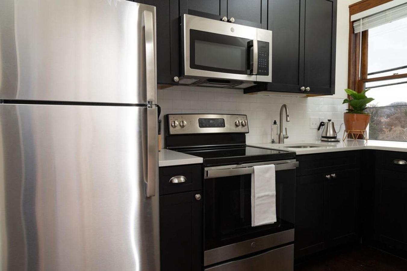 Luxury Multi-Unit Historic Building Near Downtown Apartment Roanoke Exterior foto