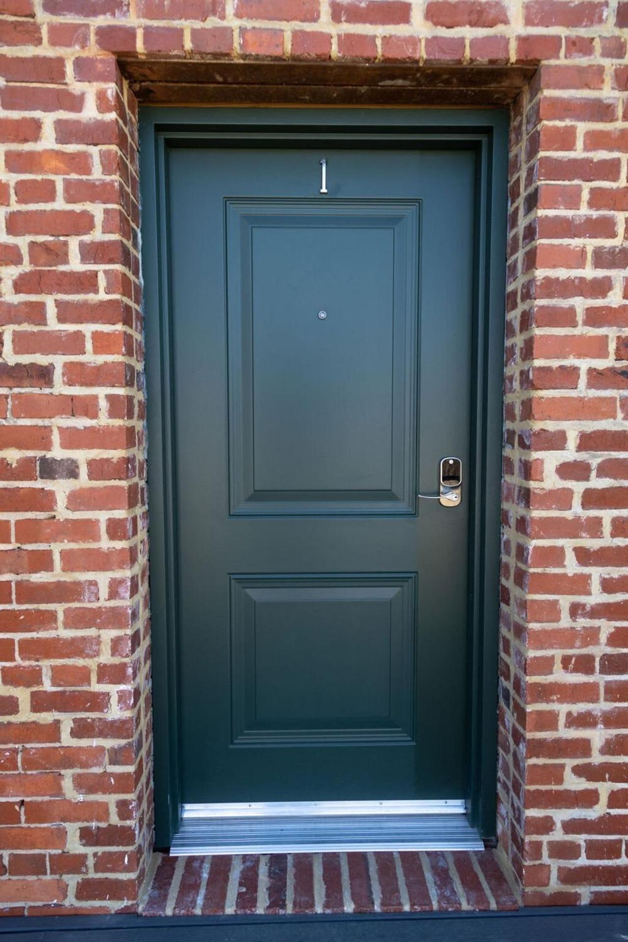 Luxury Multi-Unit Historic Building Near Downtown Apartment Roanoke Exterior foto
